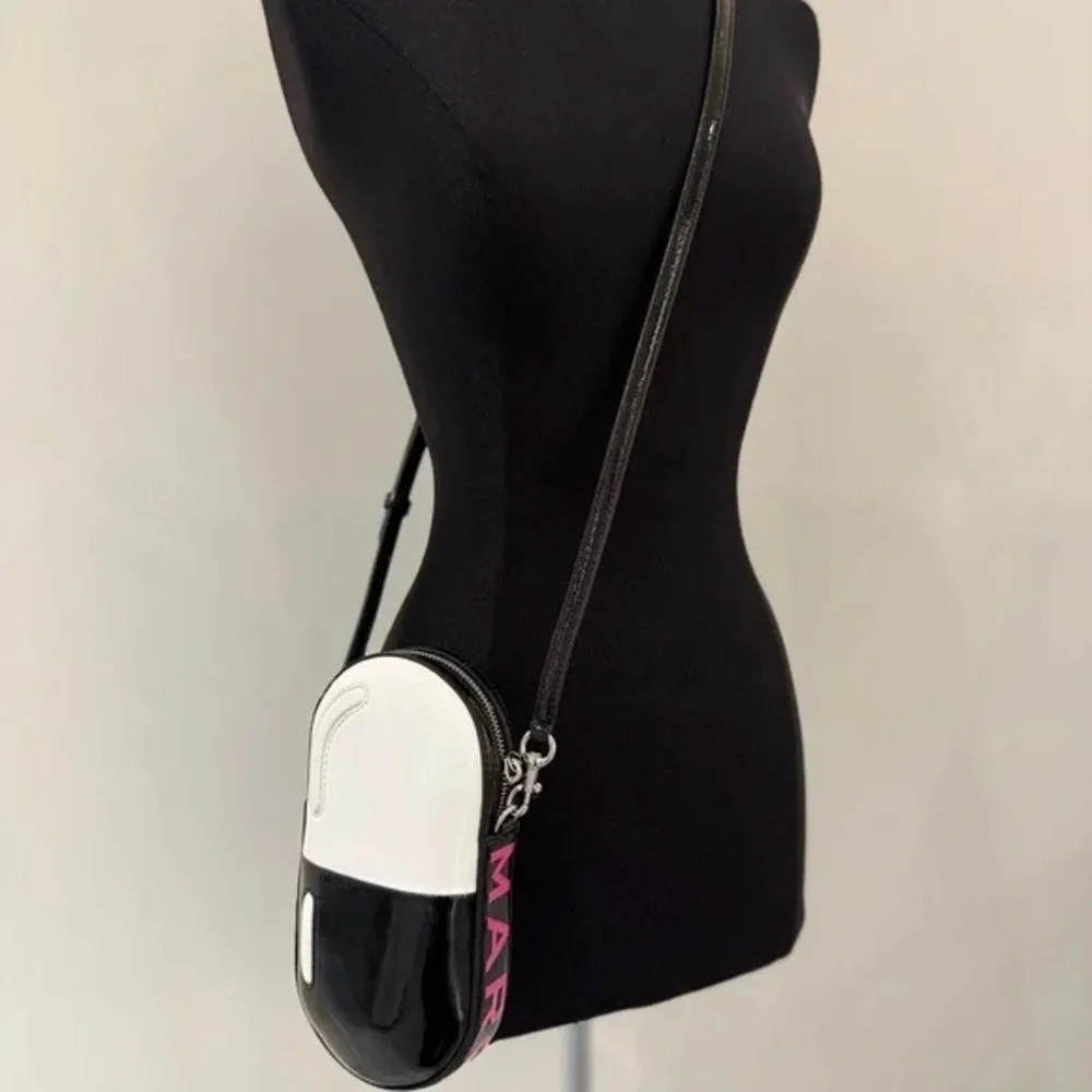 Marc Jacobs 3D Vitamin Pill Crossbody w/ Matching Keychain - Tangerine/Hot Pink - Picture 11 of 11